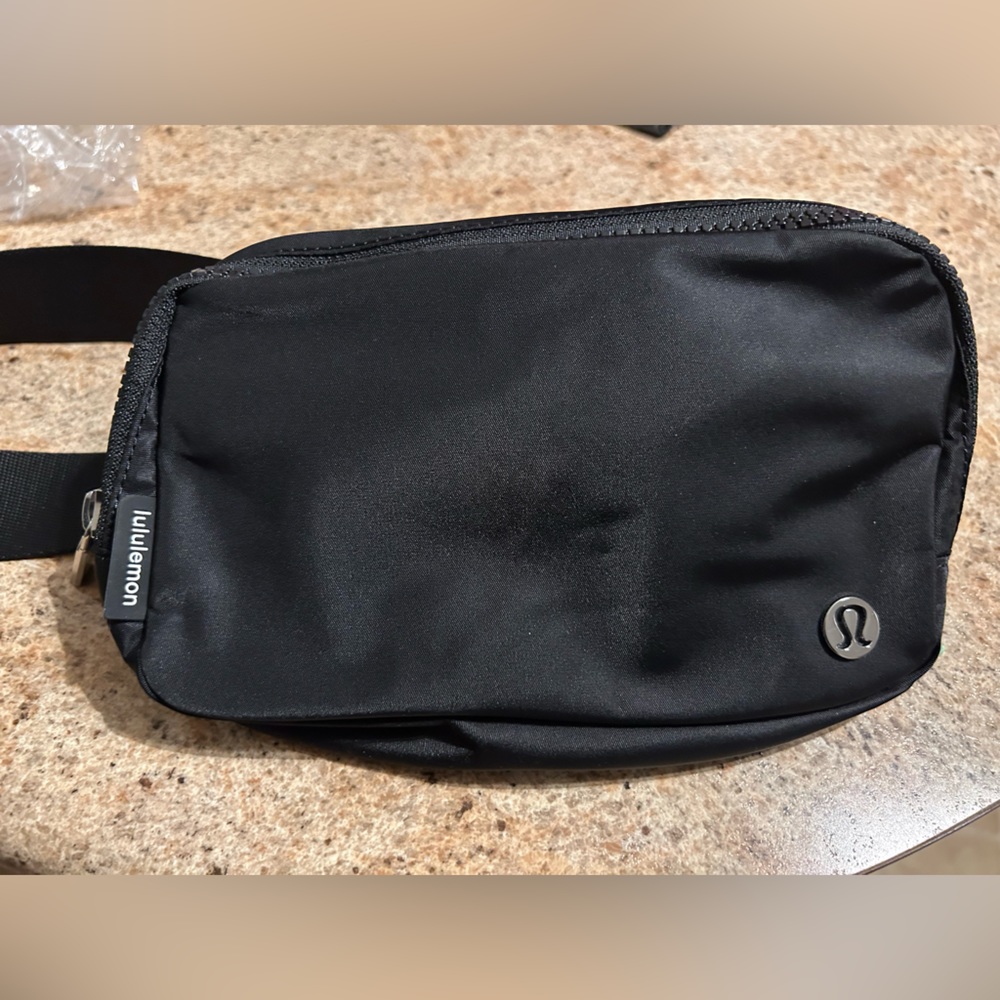 NWT Lululemon Belt Bag